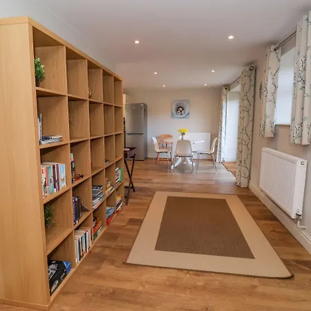 Semesterbostad The Dower House *